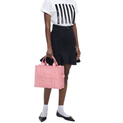 THE LEATHER MEDIUM TOTE BAG